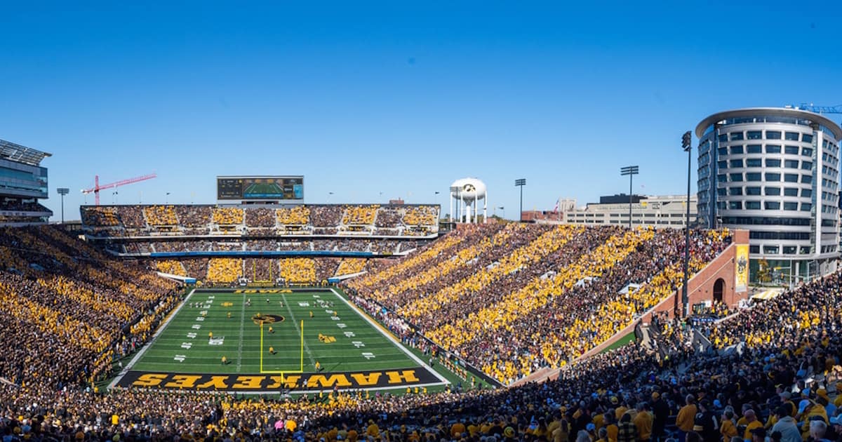 The Hawkeye Wave: Powerful Solidarity from Kinnick Stadium