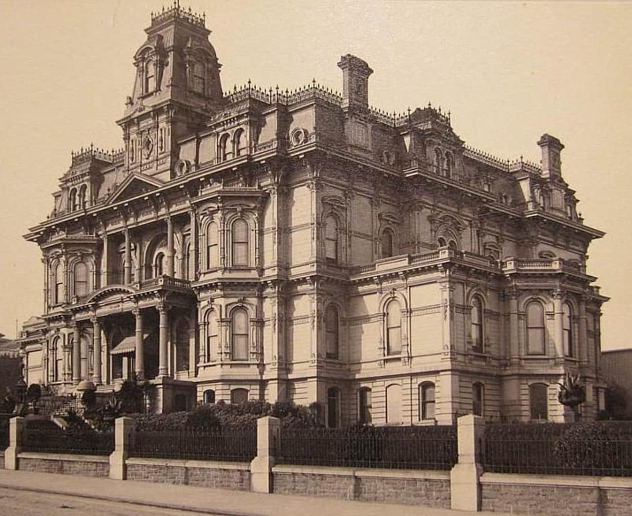 Black and white image showing the Charles Crocker House, completed in 1880.